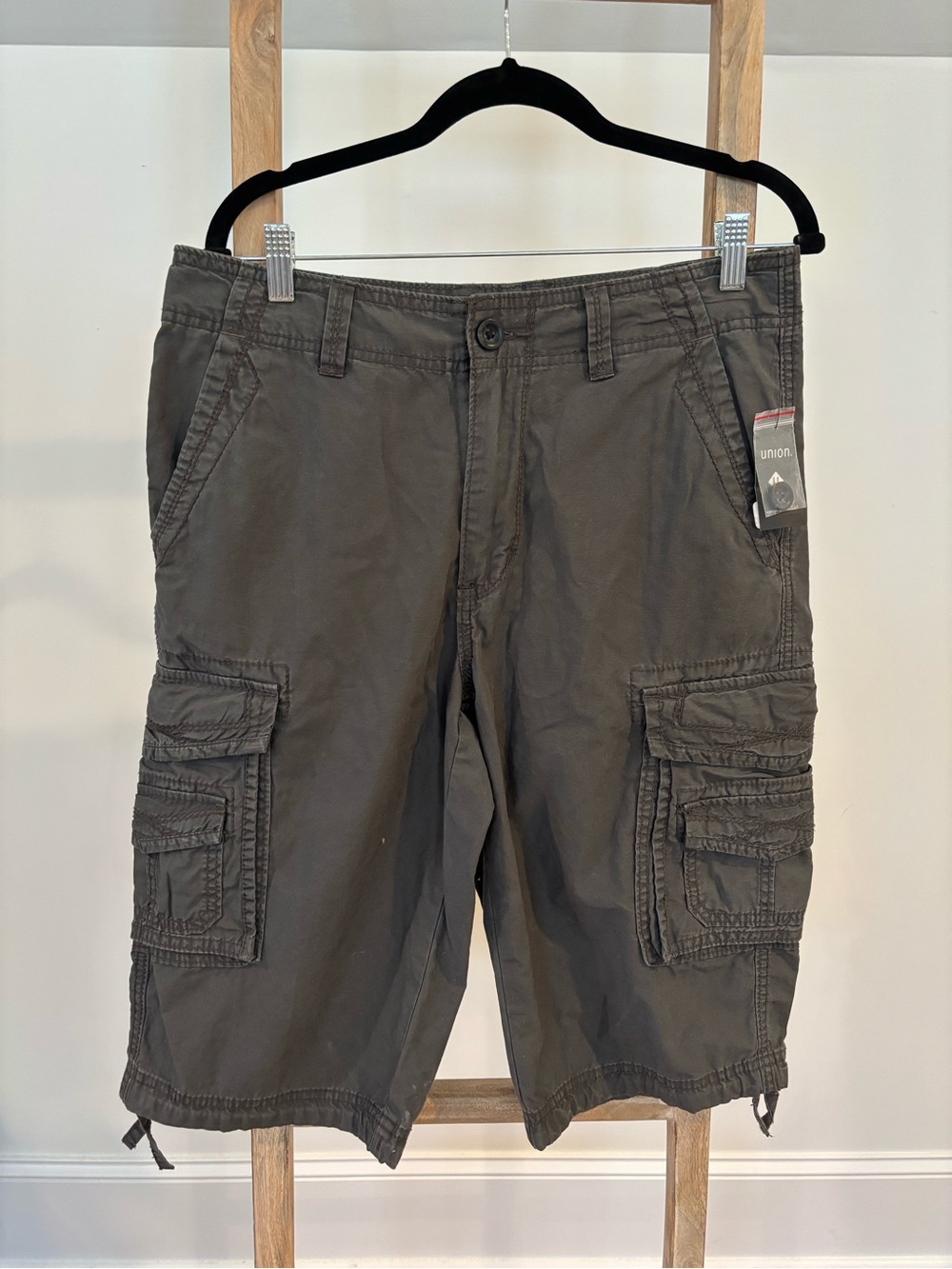 Utility Cargo Shorts for Men — Dark Gray